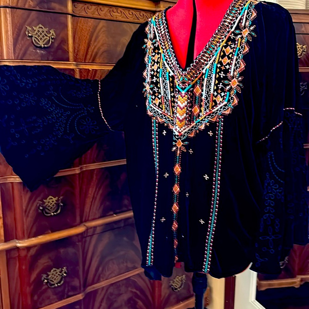 Johnny was velvet tunic top